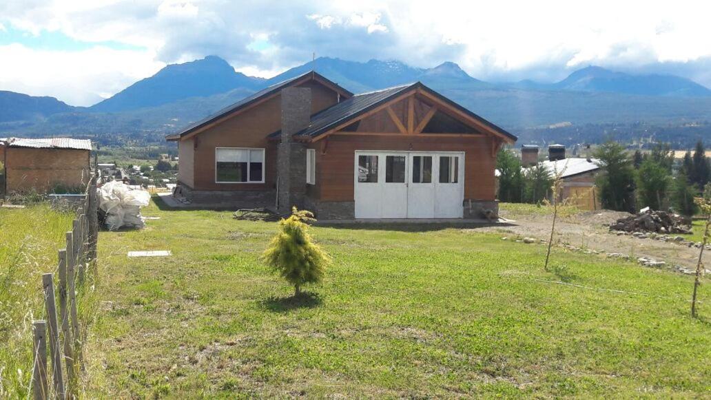 Villa Mi Casita En La Loma Trevelín Esterno foto